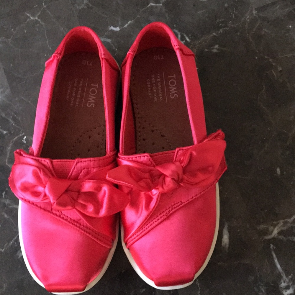 Tiny Toms Red Satin Girls Shoes size 10.